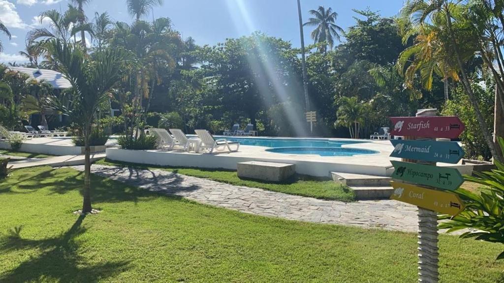 Hotel Bahia Punta Bonita Лас Терренас Экстерьер фото