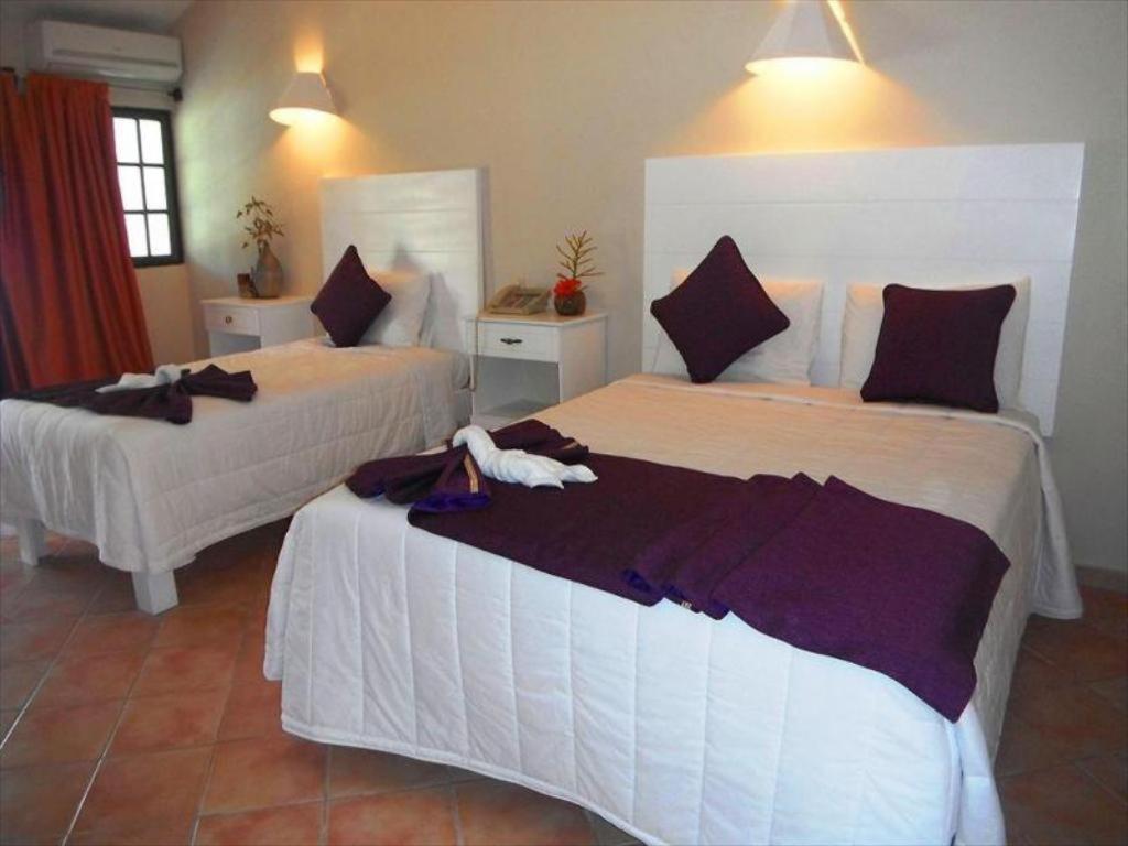 Hotel Bahia Punta Bonita Лас Терренас Экстерьер фото